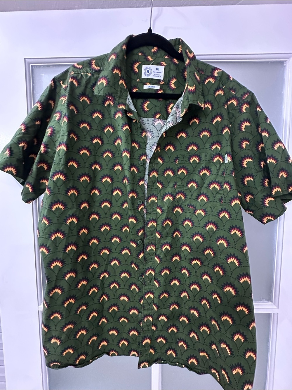 Hurley Men’s XXL Green Geometric Print Stretch Fit Short Sleeve Button-Up